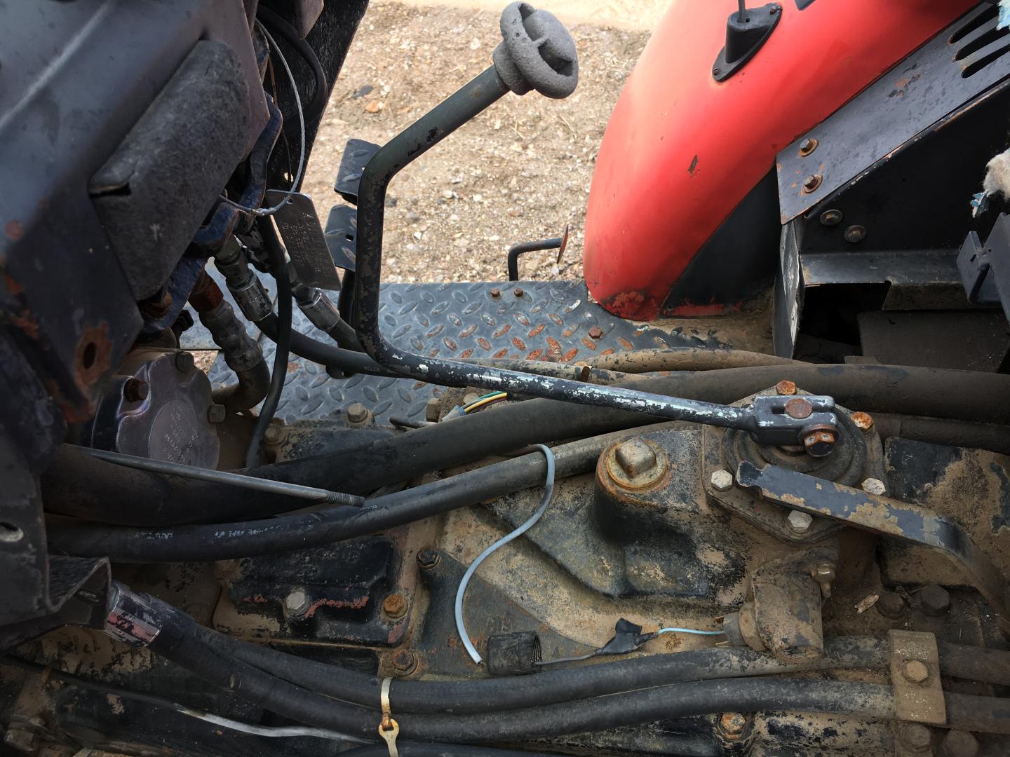 ./imagenes/INVOICE/2019/16767/TRACTOR AGRICOLA BELARUS 8011L  (27).JPG